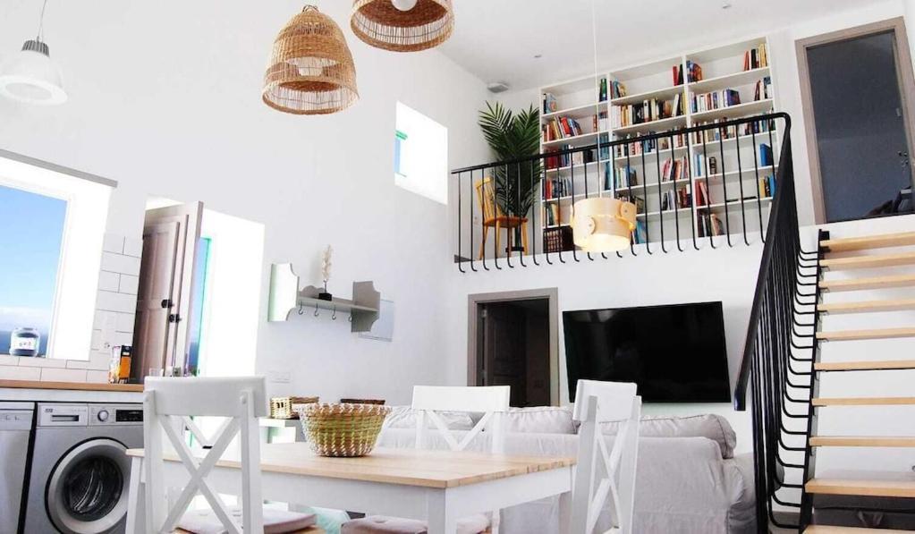 Typical Canarian House With Fabulous Sea Views Тиас Экстерьер фото